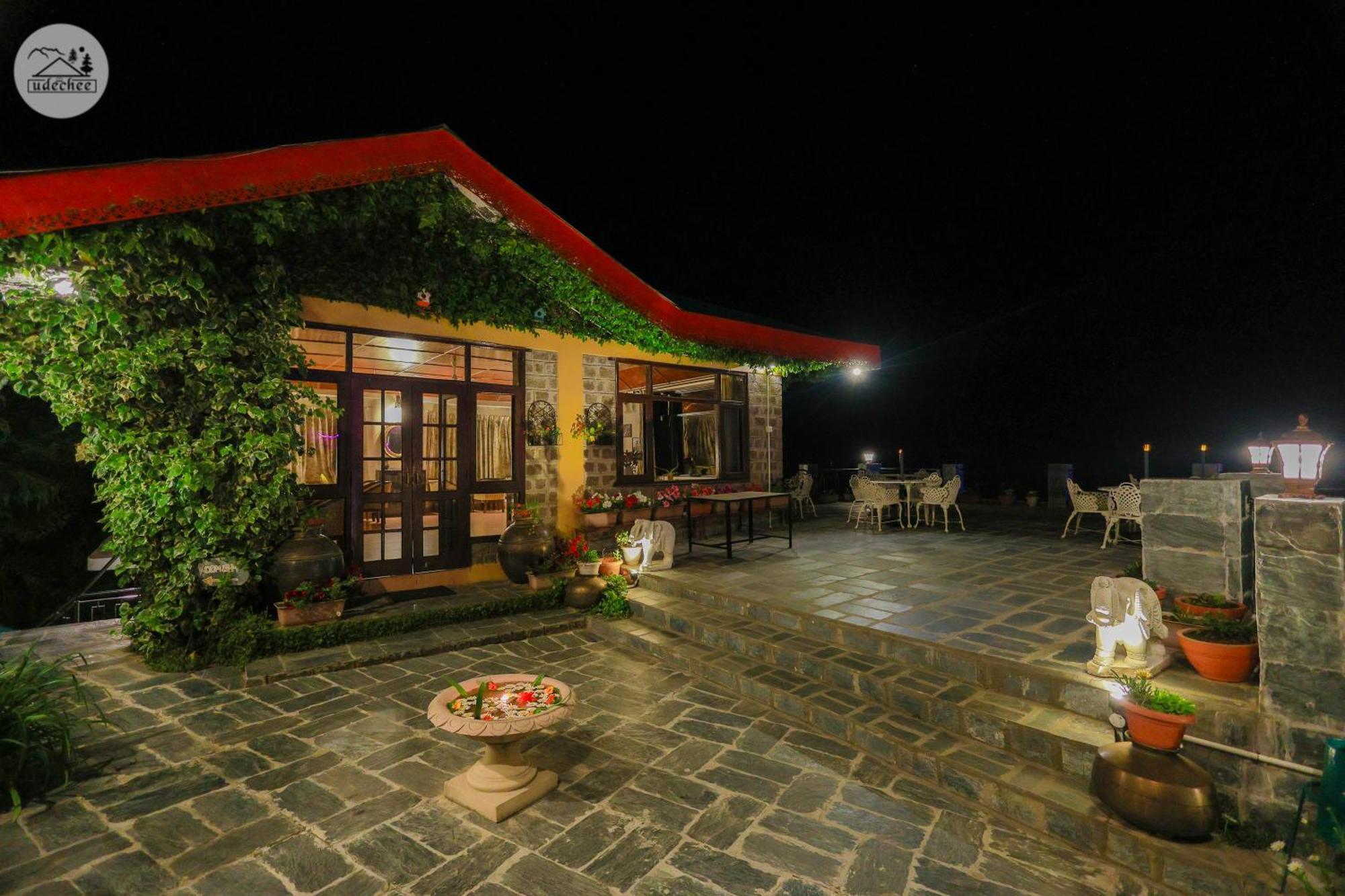 Hotel Udechee Huts, Mcleod Ganj Exterior photo