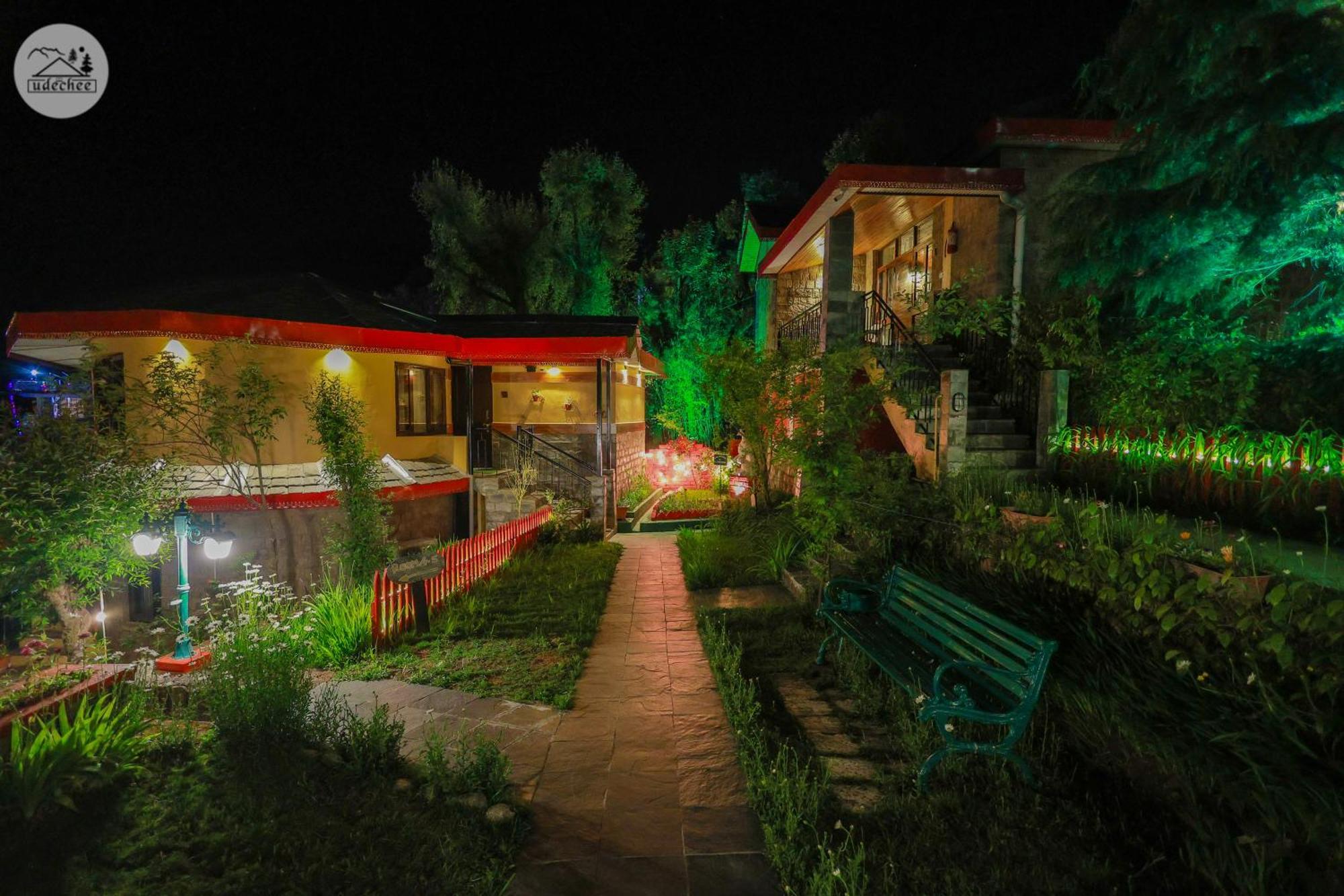 Hotel Udechee Huts, Mcleod Ganj Exterior photo