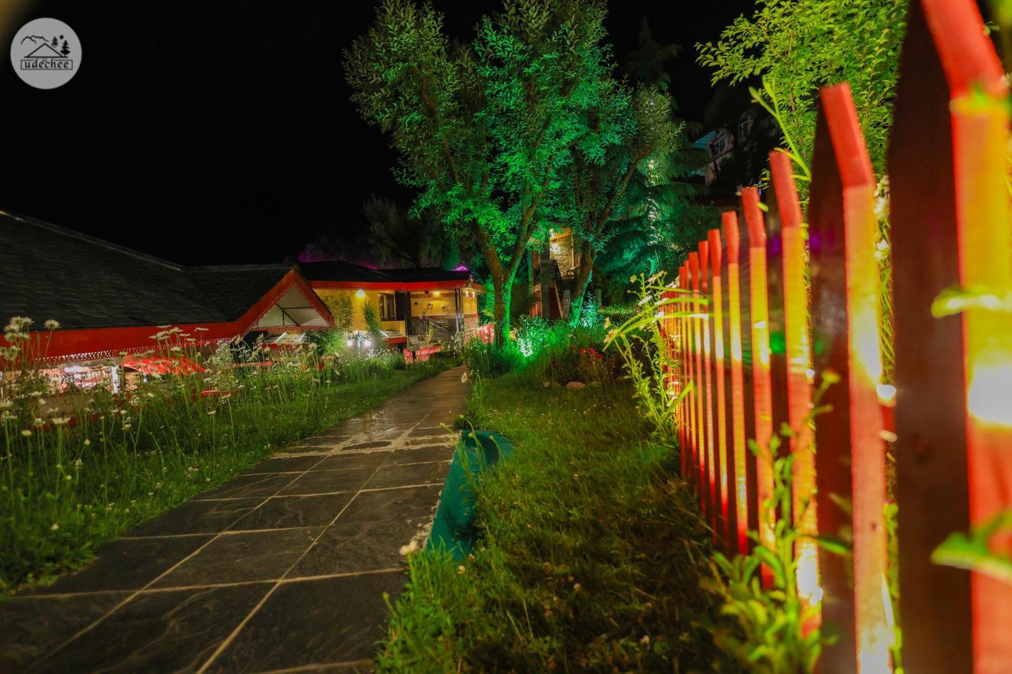 Hotel Udechee Huts, Mcleod Ganj Exterior photo