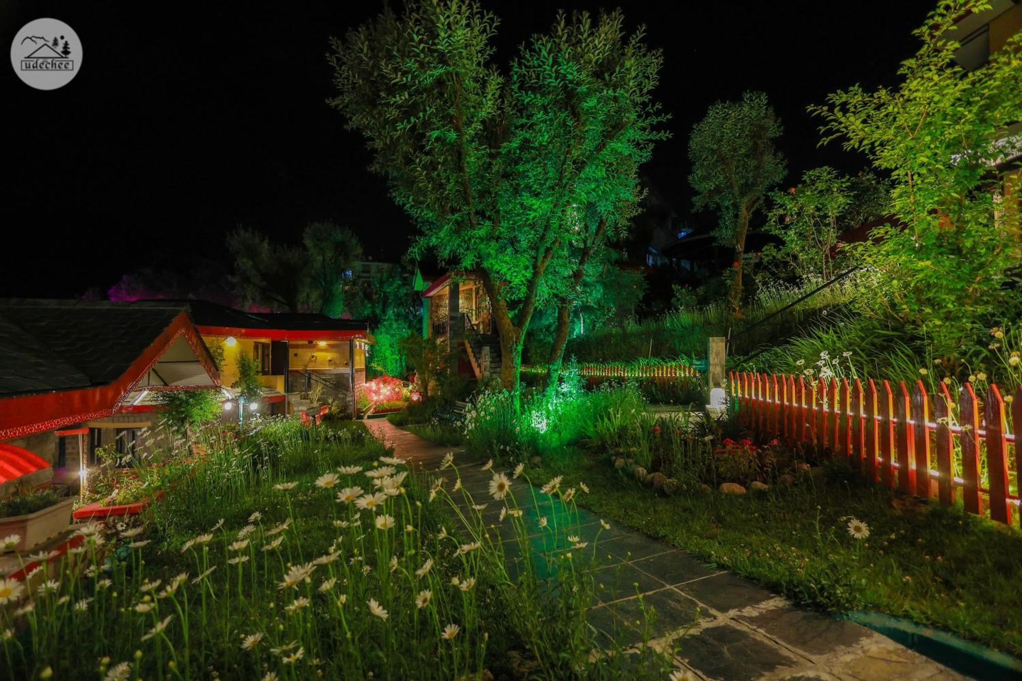 Hotel Udechee Huts, Mcleod Ganj Exterior photo